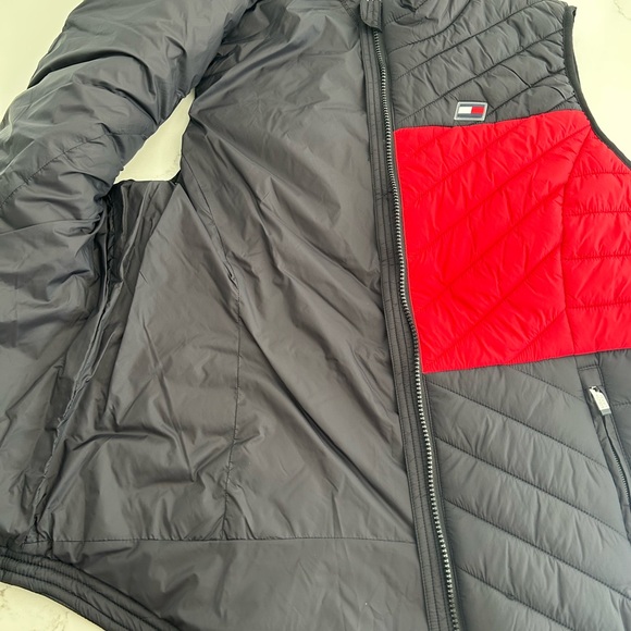 New Tommy Hilfiger Adults Yacht Jacket Size Large NWT - Picture 6 of 8